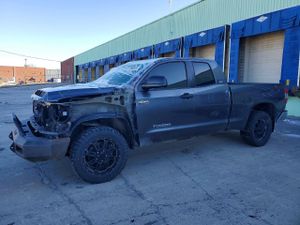 Toyota Tundra DOUBLE CAB SR 5.7L 8 2014