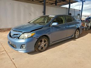 Toyota Corolla BASE 1.8L 4 2013