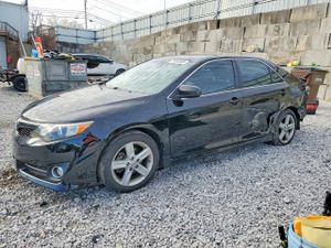 Toyota Camry BASE 2.5L 4 2012