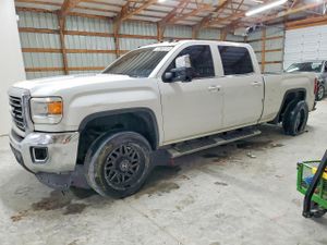 GMC Sierra K2500 SLE 6.6L 8 2015