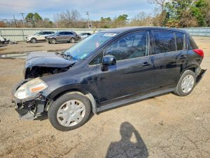 Nissan Versa S 1.8L 4 2011