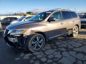 Nissan Pathfinder S 3.5L 6 2014