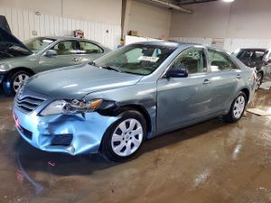 Toyota Camry BASE 2.5L 4 2010