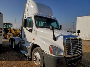 Freightliner Cascadia 12.8L 6 2015