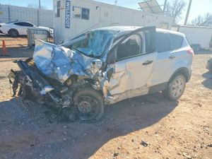 Ford Escape S 2.5L 4 2013