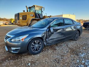 Nissan Altima 2.5 2.5L 4 2015