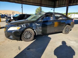 Toyota Camry BASE 2.5L 4 2011
