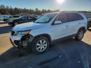 Kia Sorento LX 2.4L 4 2013