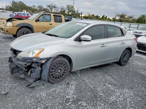 Nissan Sentra S 1.8L 4 2015