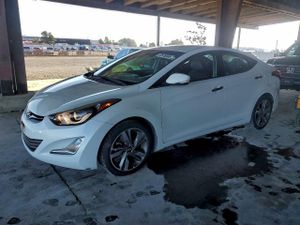Hyundai Elantra SE 1.8L 4 2014