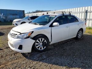 Toyota Corolla BASE 1.8L 4 2013
