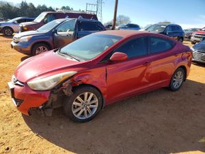 Hyundai Elantra SE 1.8L 4 2014