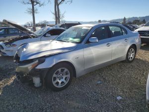 BMW 5 Series I 2.5L 6 2004