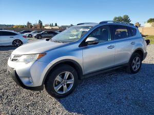 Toyota Rav4 XLE 2.5L 4 2015
