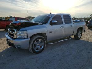 Chevrolet Silverado 1500 C1500 LT 5.3L 8 2011