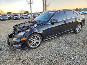 Mercedes-Benz C 300 4MATIC 3.0L 6 2012