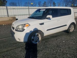 Kia Soul + 2.0L 4 2010
