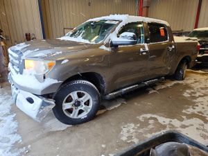 Toyota Tundra CREWMAX SR5 4.6L 8 2013