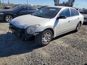 Nissan Altima BASE 2.5L 4 2011