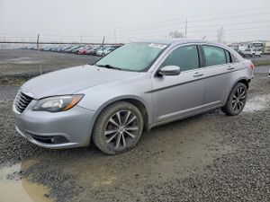 Chrysler 200 TOURING 2.4L 4 2013
