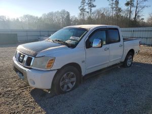 Nissan Titan XE 5.6L 8 2004