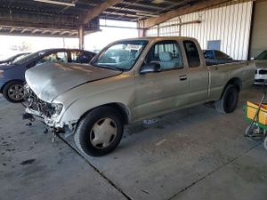 Toyota Tacoma XTRACAB 2.4L 4 2000