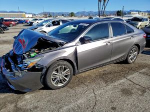Toyota Camry LE 2.5L 4 2015