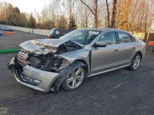 Volkswagen Passat SEL 2.0L 4 2014