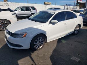Volkswagen Jetta SE 1.8L 4 2014