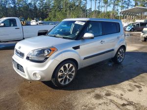 Kia Soul + 2.0L 4 2012
