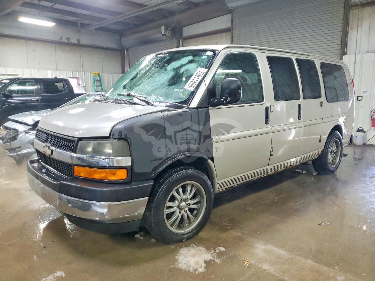 Chevrolet Express 5.3L 8 2005