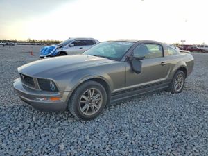 Ford Mustang 4.0L 6 2005