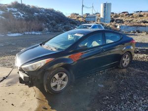 Hyundai Elantra GLS 1.8L 4 2013