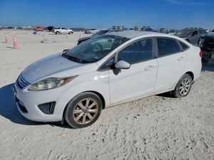 Ford Fiesta SE 1.6L 4 2011