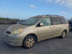 Toyota Sienna XLE 3.3L 6 2004