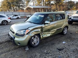 Kia Soul + 2.0L 4 2010