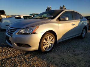 Nissan Sentra S 1.8L 4 2015