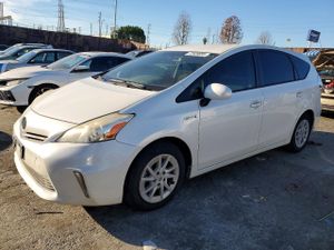 Toyota Prius 1.8L 4 2013