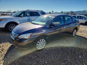 Nissan Sentra S 1.8L 4 2015