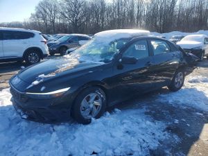 Hyundai Elantra SE 2.0L 4 2024