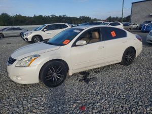 Nissan Altima BASE 2.5L 4 2012