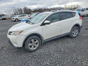 Toyota Rav4 XLE 2.5L 4 2014