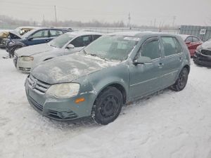 Volkswagen Golf 2.0L 4 2010