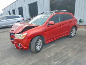 Mitsubishi Outlander SE 2.0L 4 2011