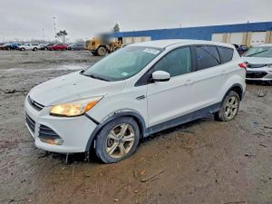 Ford Escape SE 1.6L 4 2015
