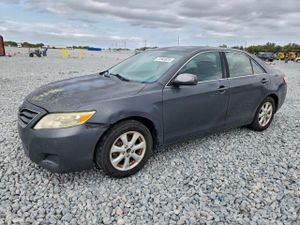 Toyota Camry BASE 2.5L 4 2011