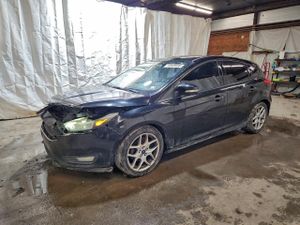 Ford Focus SE 2.0L 4 2015