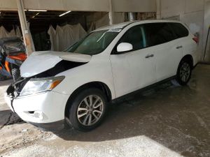 Nissan Pathfinder S 3.5L 6 2013