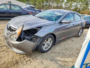 Hyundai Sonata GLS 2.4L 4 2013