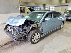Toyota Avalon BASE 3.5L 6 2011